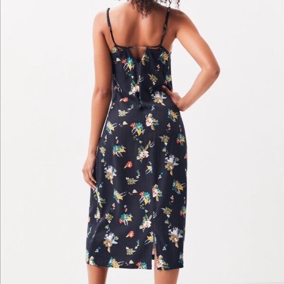 🔆RVCA🔆MADDOX MIDI DRESS - Picture 11 of 15